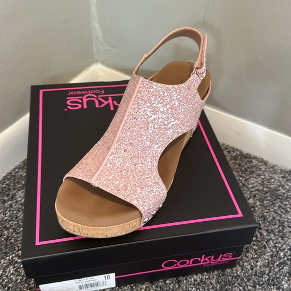 Gorgeous Pink Glitter Wedges! The most comfortable heels ever! - Picture 2 of 4
